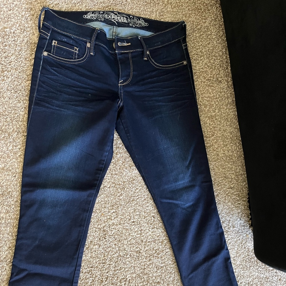 Used Express womens bootcut jeans. Size 2r